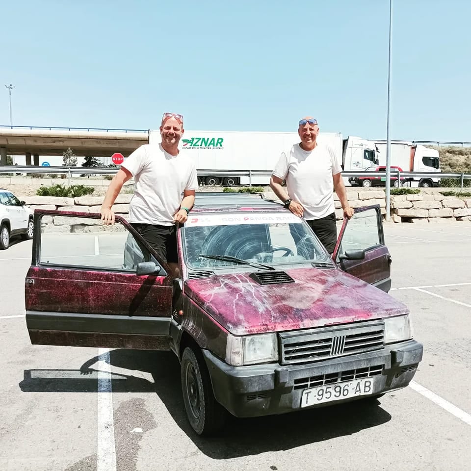 Dos bilbilitanos recorrerán Marruecos en un Panda Dos bilbilitanos recorrerán Marruecos en un Panda