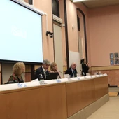 60 personas han muerto por eutanasia en Cataluña desde que la ley entró en vigor hace un año 60 personas han muerto por eutanasia en Cataluña desde que la ley entró en vigor hace un año