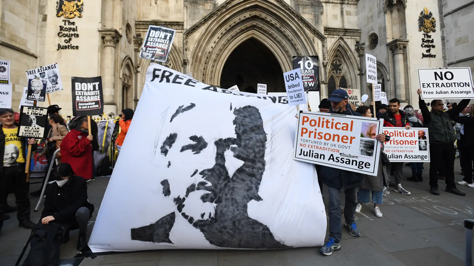El Reino Unido da luz verde a la extradición de Julian Assange a EEUU