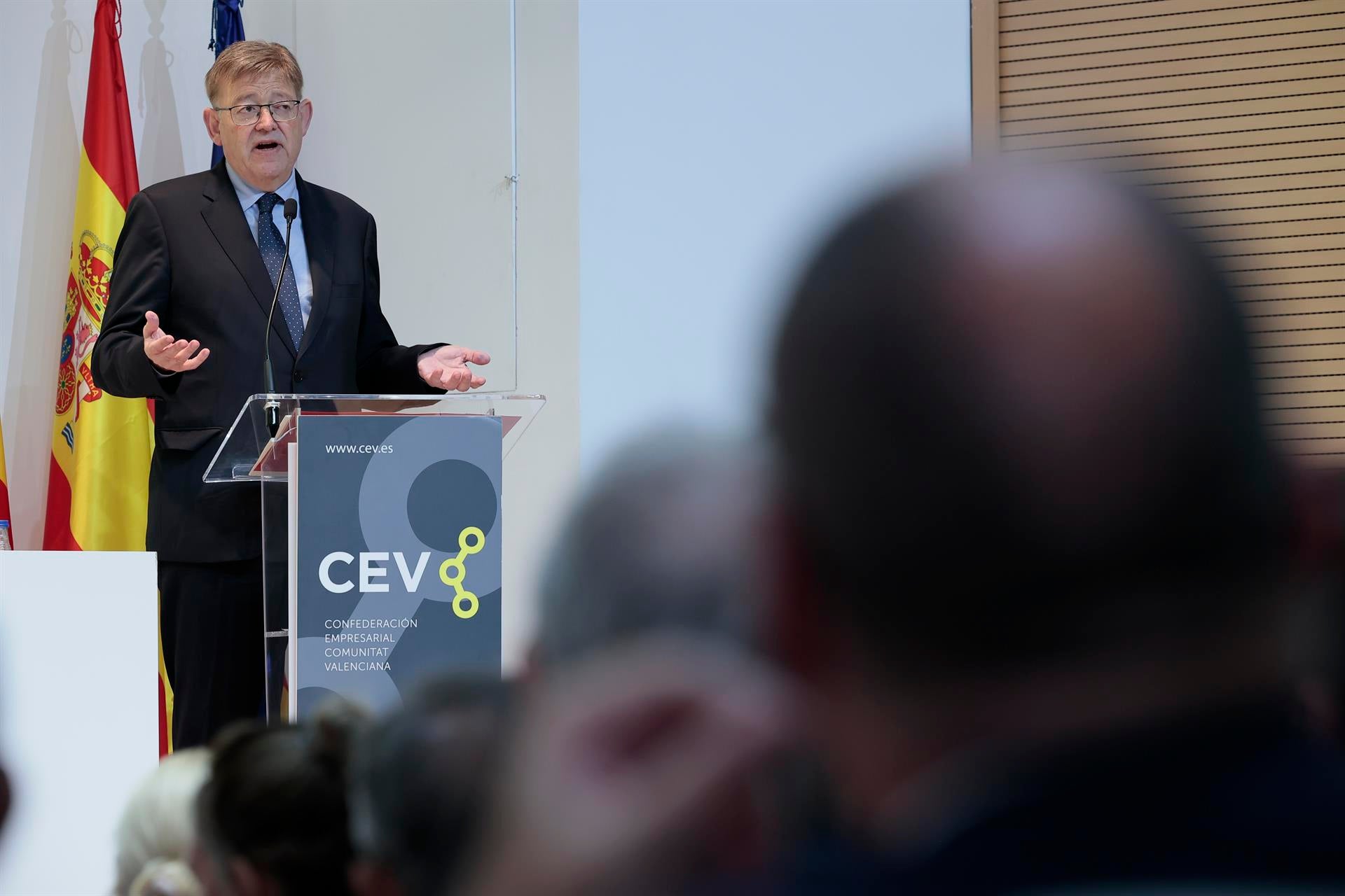 Ximo Puig, sobre la actitud de Mónica Oltra en un acto tras su imputación: "Yo no estoy para fiestas" Ximo Puig, sobre la actitud de Mónica Oltra en un acto tras su imputación: "Yo no estoy para fiestas"