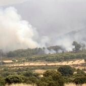 Vista del incendio que afecta a la Sierra de la Culebra, en la provincia de Zamora.