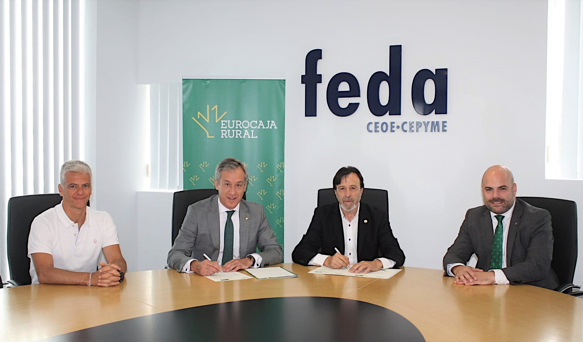 Eurocaja Rural y FEDA mantienen lazos en materia social Eurocaja Rural y FEDA mantienen lazos en materia social