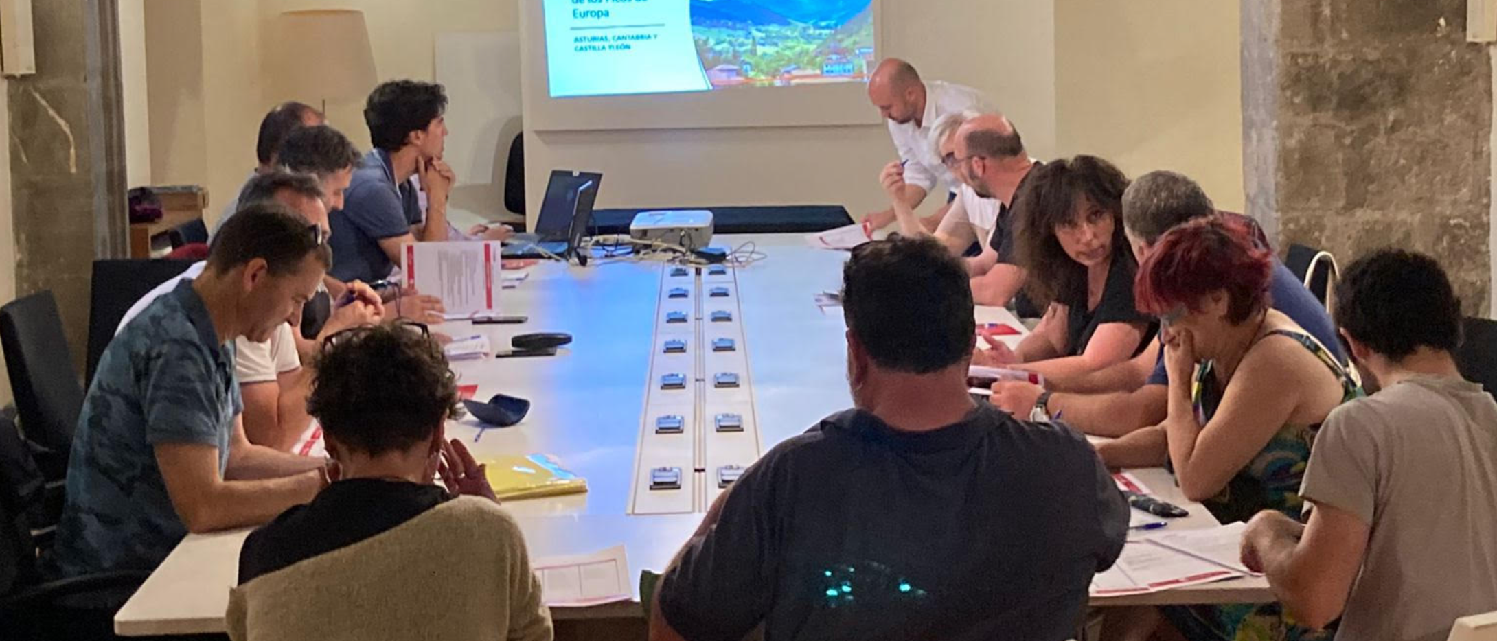 Izquierda Unida abordó el futuro del Parque Nacional de los Picos de Europa en una nueva cumbre interautonómica Izquierda Unida abordó el futuro del Parque Nacional de los Picos de Europa en una nueva cumbre interautonómica