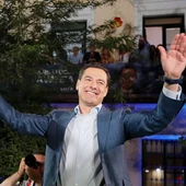 El candidato del PP a la reelección de la Junta de Andalucía, Juanma Moreno, celebra su victoria El candidato del PP a la reelección de la Junta de Andalucía, Juanma Moreno, celebra su victoria