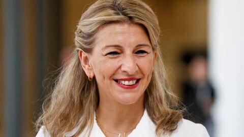 Yolanda D&iacute;az propone un paquete de medidas anticrisis: cheque de 300 euros y subir impuestos a el&eacute;ctricas