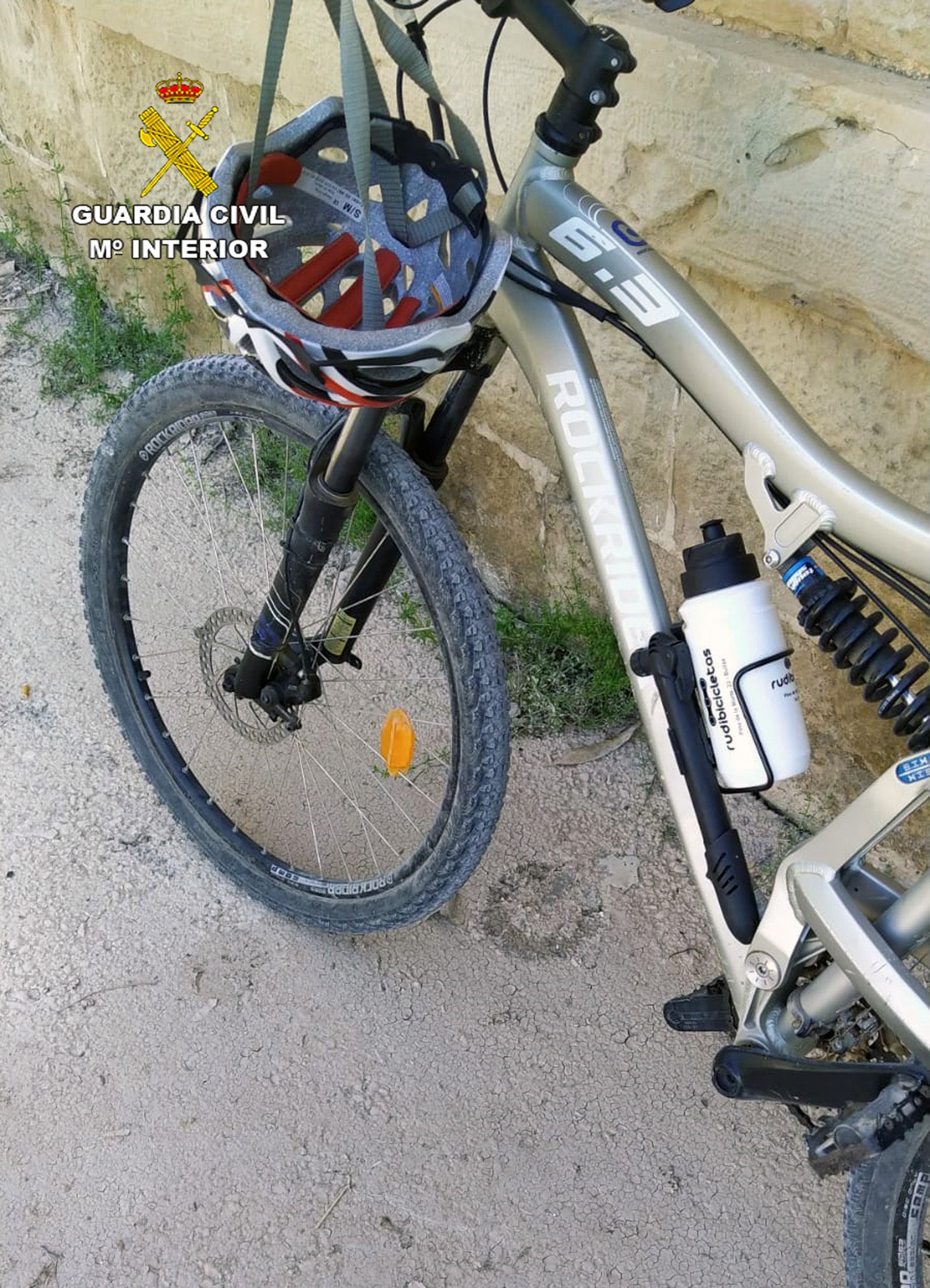 Detenidas tres personas por una docena de robos en viviendas y comercios de Bullas Detenidas tres personas por una docena de robos en viviendas y comercios de Bullas