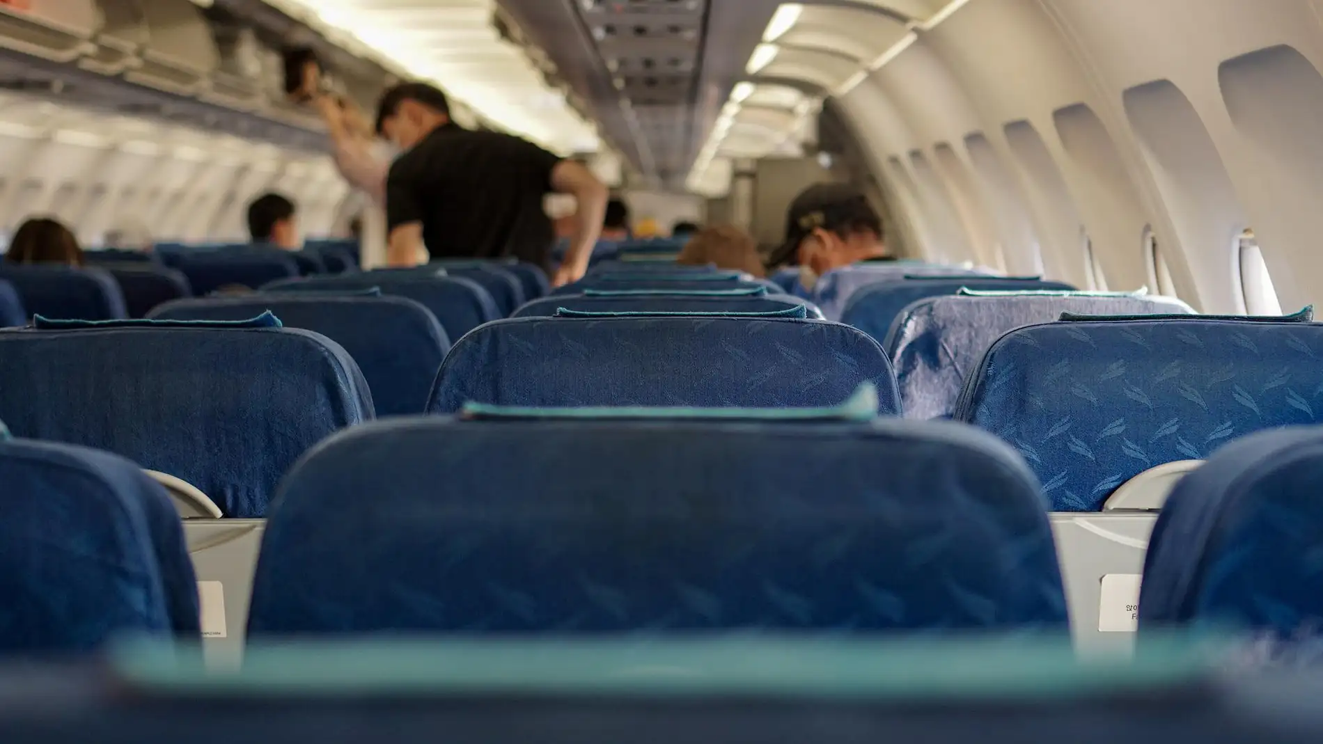 tono Casco Chelín Los requisitos del equipaje de mano de Ryanair, Iberia o Vueling | Onda  Cero Radio