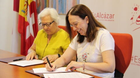 Firma convenio con AFADIS