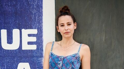 La actriz Irene Escolar, durante la presentaci&oacute;n en Madrid de la pel&iacute;cula 'Ten&eacute;is que venir a verla'