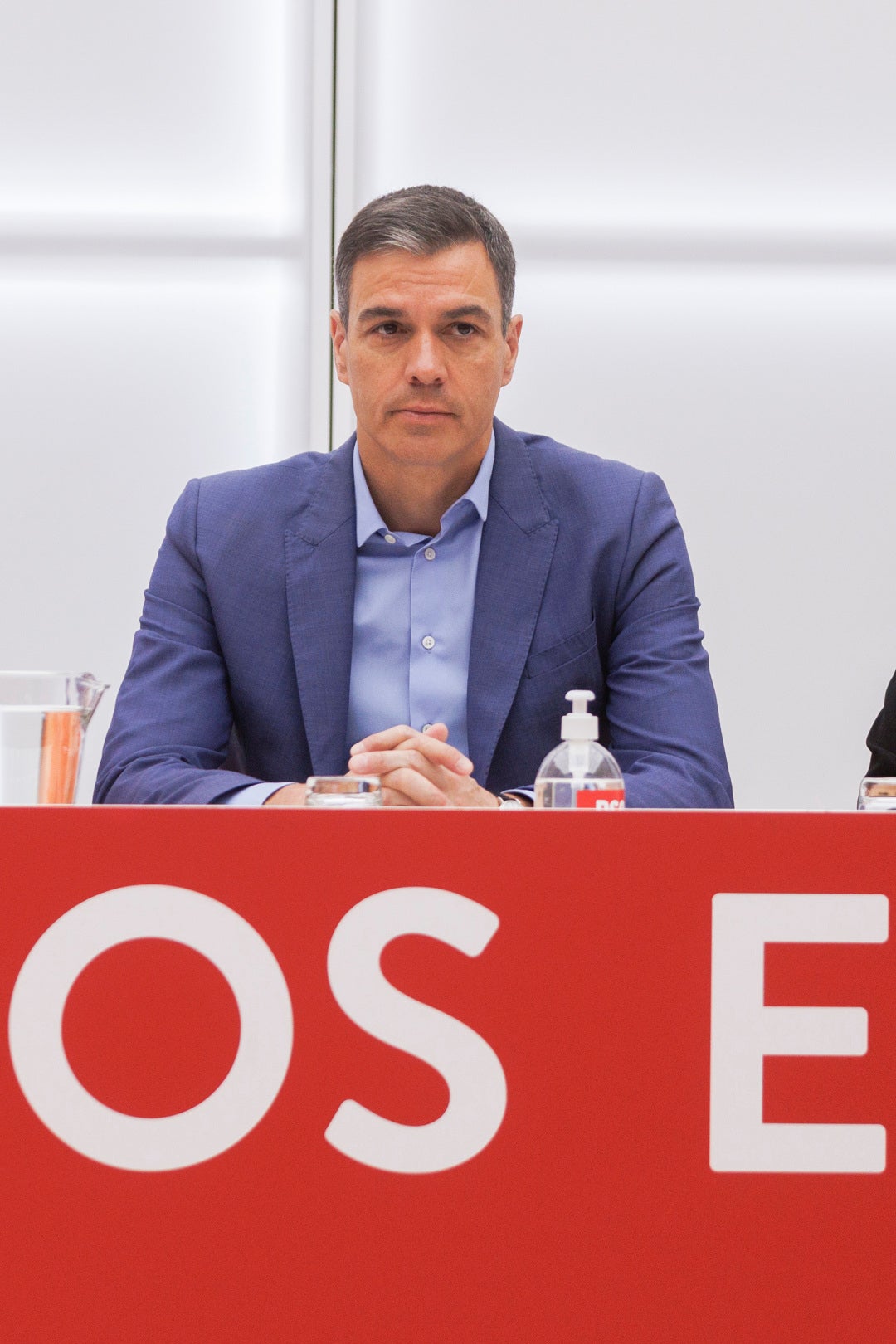 Pedro Sánchez convoca un Consejo de Ministros extraordinario el sábado para acelerar las medidas anticrisis Pedro Sánchez convoca un Consejo de Ministros extraordinario el sábado para acelerar las medidas anticrisis