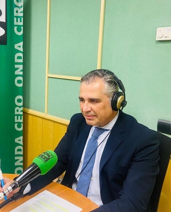 LOS ECONOMISTAS GRANADINOS ATRAER NUEVAS INVERSIONES Y MEJORAR LA CALIDAD INSTITUCIONAL Y MÁS INVERSIONES EN INFRAESTRUCTURAS LOS ECONOMISTAS GRANADINOS ATRAER NUEVAS INVERSIONES Y MEJORAR LA CALIDAD INSTITUCIONAL Y MÁS INVERSIONES EN INFRAESTRUCTURAS