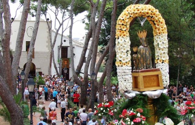 Vila-real cierra unas fiestas multitudinarias con un descenso por molestias de peñas Vila-real cierra unas fiestas multitudinarias con un descenso por molestias de peñas