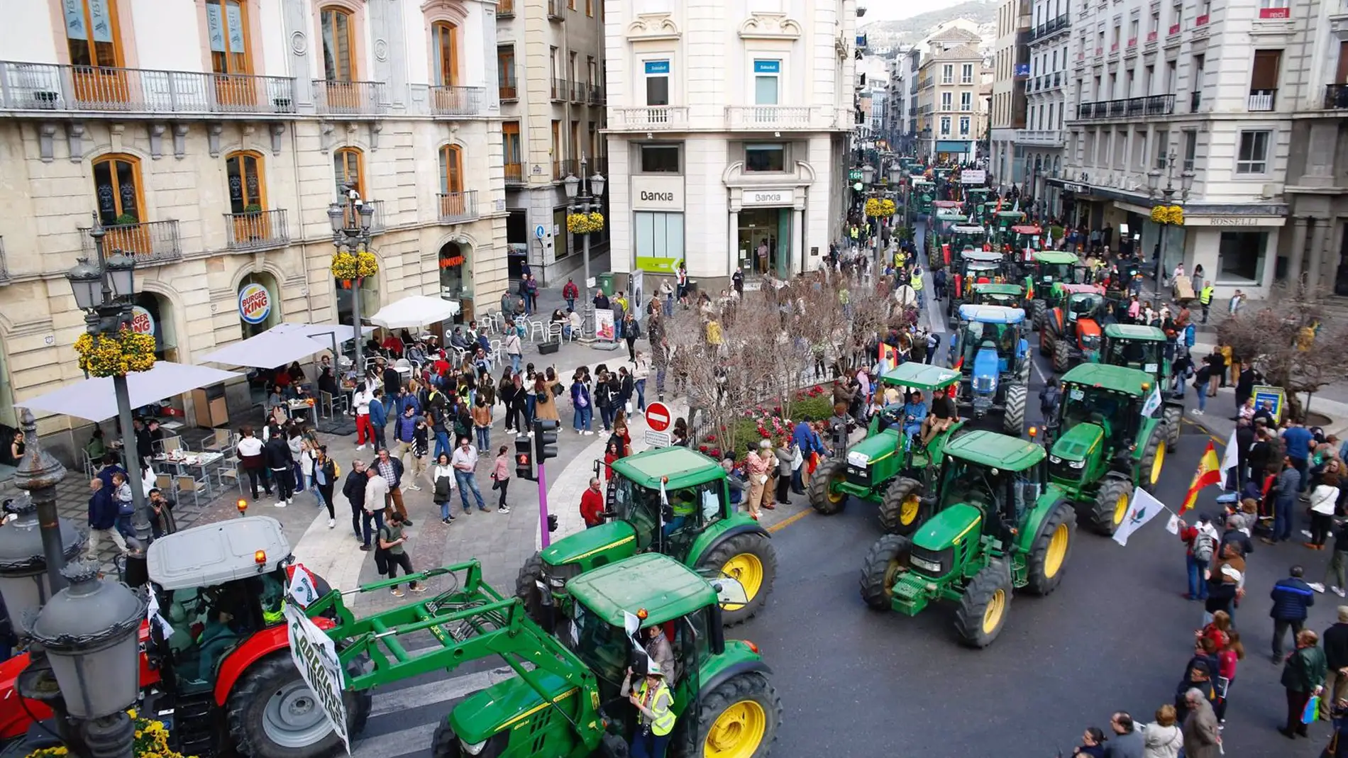 Las organizaciones agrarias convocan el 29 de junio una tractorada de protesta por los altos precios