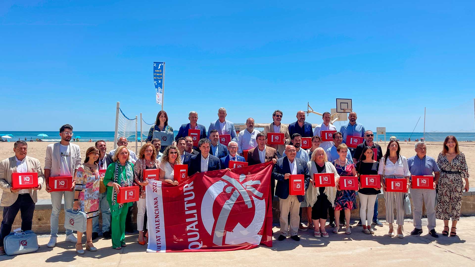 La Marina Baixa recoge en Alboraya sus banderas Qualitur La Marina Baixa recoge en Alboraya sus banderas Qualitur