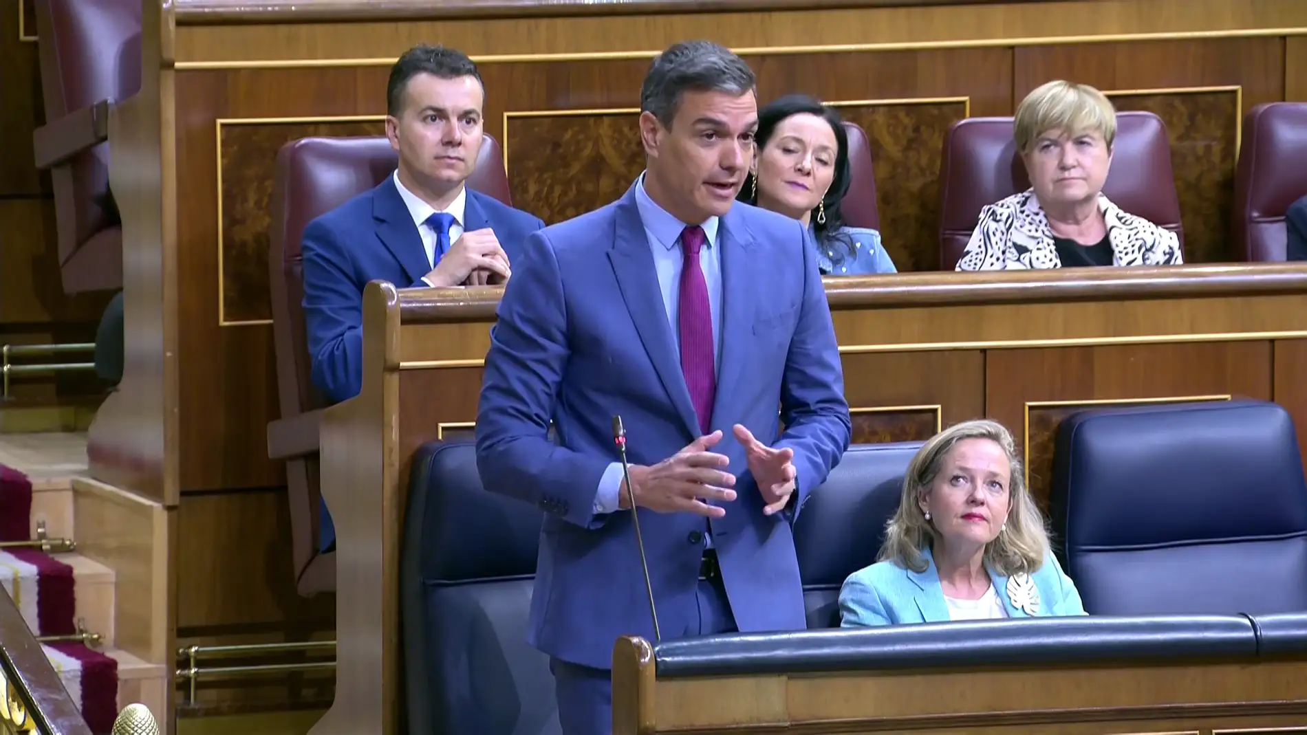 Sánchez habla por primera vez tras la mayoría absoluta de Moreno en Andalucía: "La victoria no es definitiva" Sánchez habla por primera vez tras la mayoría absoluta de Moreno en Andalucía: "La victoria no es definitiva"