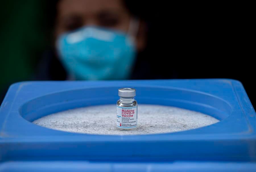 Cuarta dosis vacuna Covid: Moderna promete "potentes" resultados contra las nuevas variantes de ómicron Cuarta dosis vacuna Covid: Moderna promete "potentes" resultados contra las nuevas variantes de ómicron