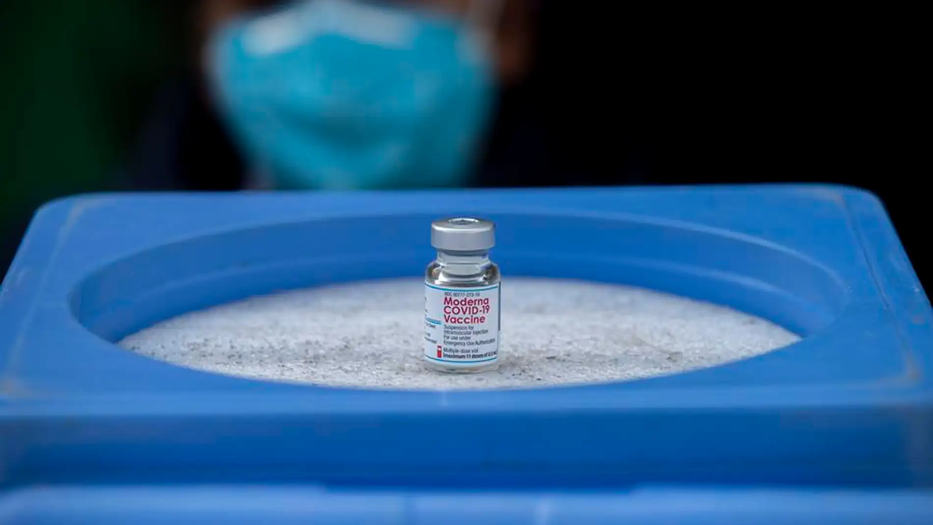 Cuarta dosis vacuna Covid: Moderna promete "potentes" resultados contra las nuevas variantes de ómicron