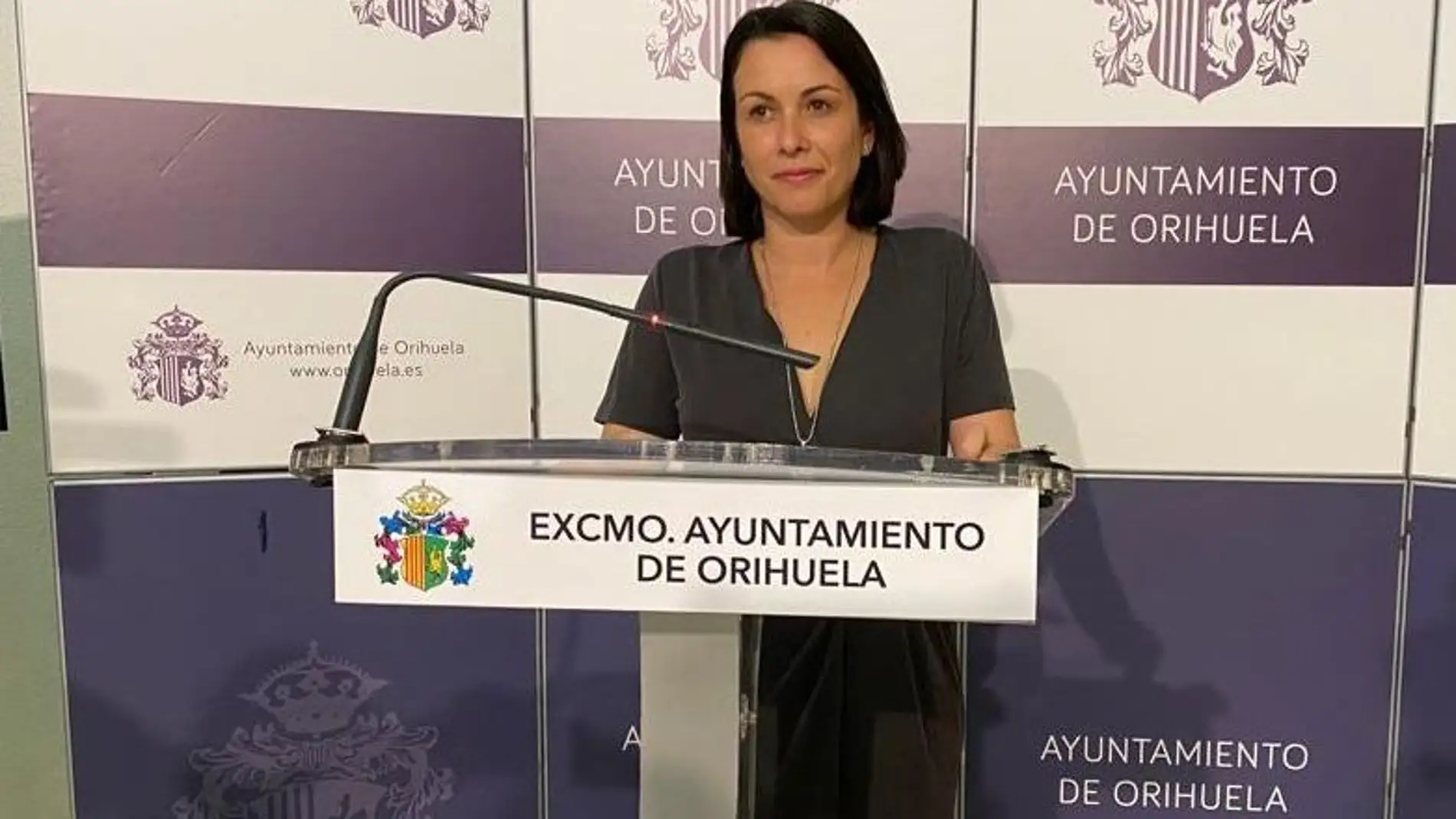 Carolina Gracia alcaldesa de Orihuela anuncia que se externaliza la conformación del presupuesto     