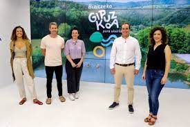 La Diputación de Gipuzkoa ha presentado su última campaña turística para el verano: 'Gipuzkoa para vivirla' La Diputación de Gipuzkoa ha presentado su última campaña turística para el verano: 'Gipuzkoa para vivirla'