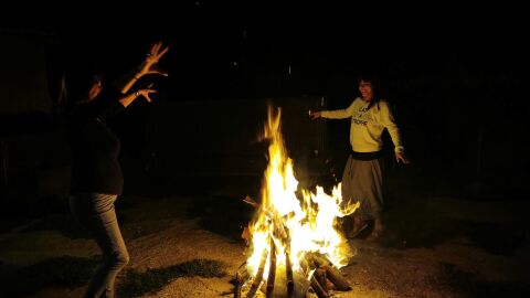 Qu&eacute; se hace la noche de San Juan: hay rituales para atraer el dinero