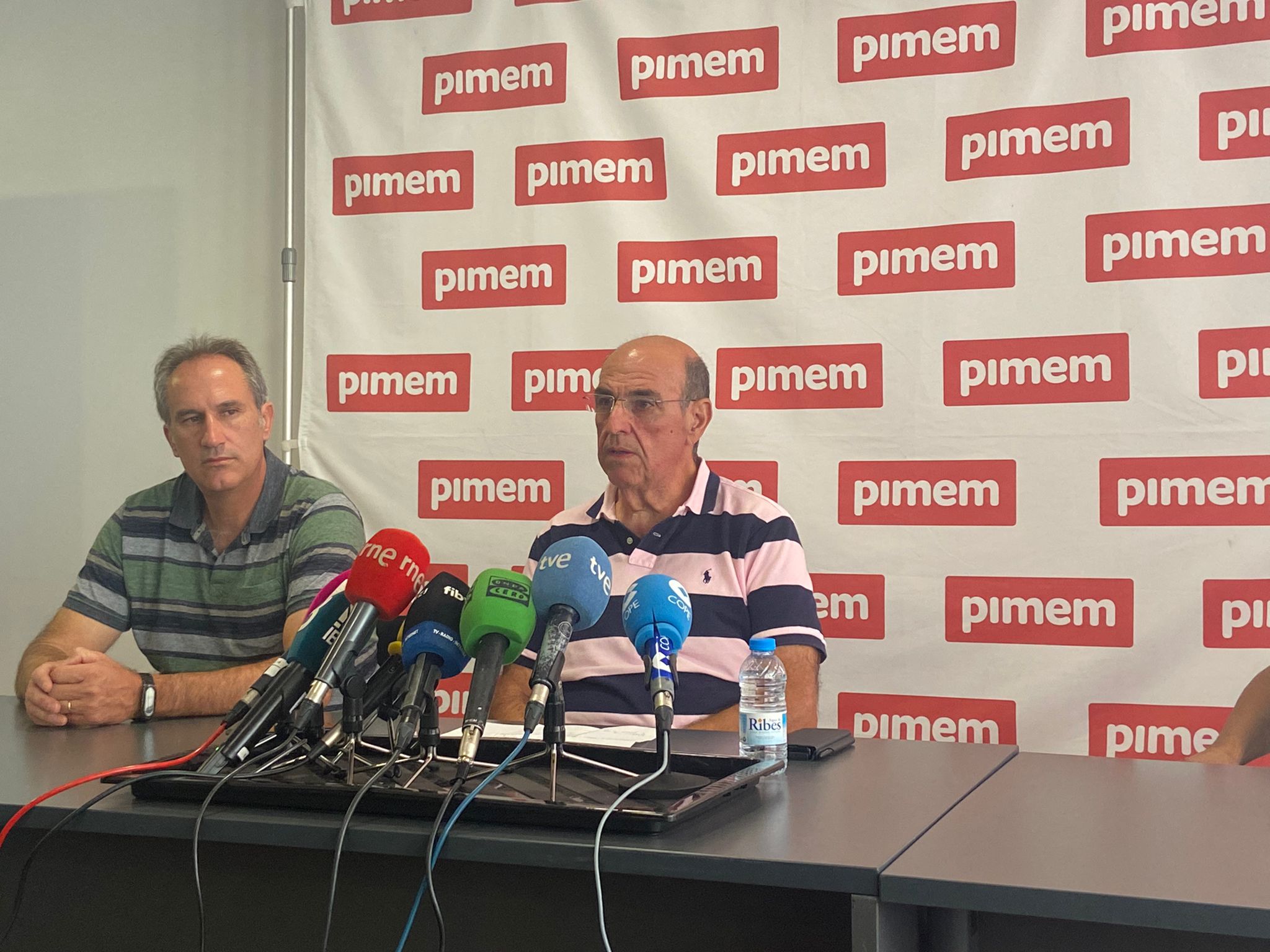 Los taxistas creen que el Govern aún puede mantener el tiempo de precontratación de Uber Los taxistas creen que el Govern aún puede mantener el tiempo de precontratación de Uber