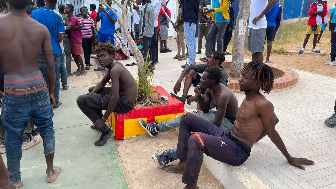 Las impactantes imágenes del nuevo salto a la valla de Melilla Las impactantes imágenes del nuevo salto a la valla de Melilla