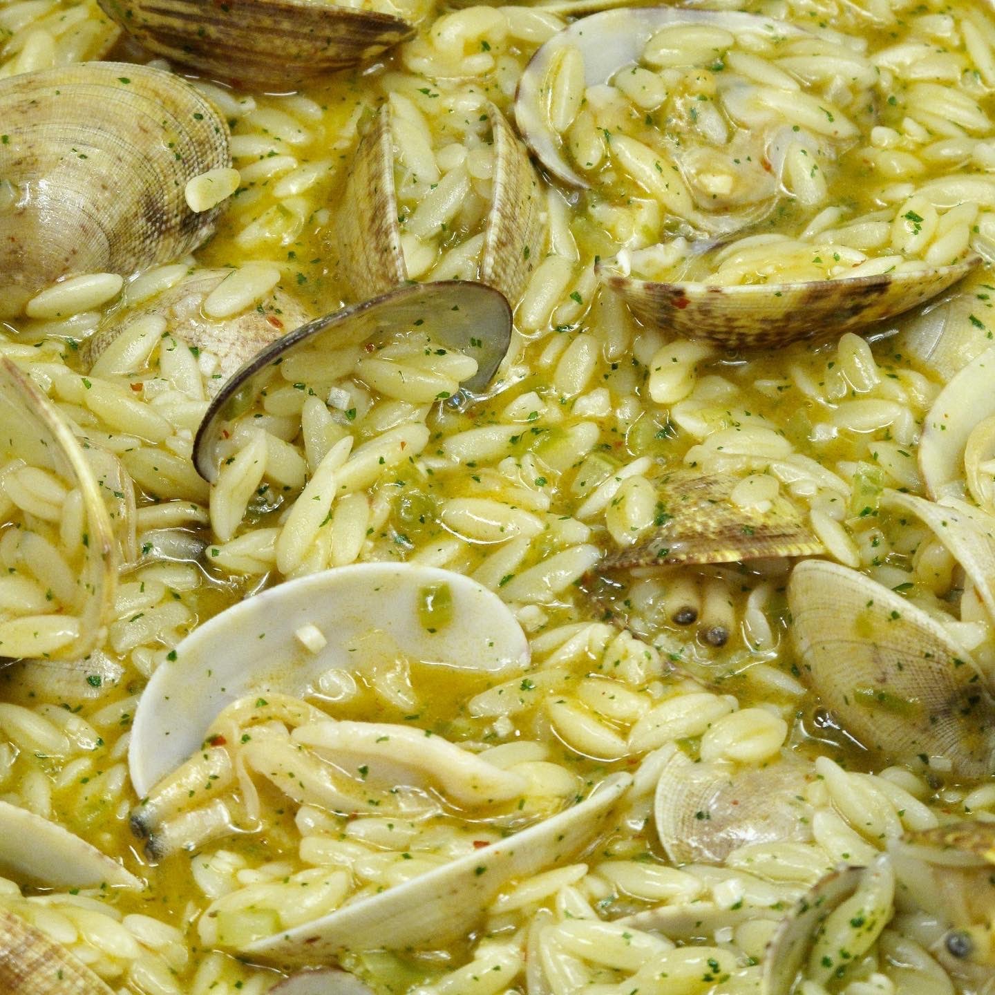 La receta de Robin Food para cocinar un guiso de pasta con almejas La receta de Robin Food para cocinar un guiso de pasta con almejas