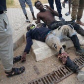 Ascienden a 18 los migrantes muertos tras el intento de salto masivo a la valla de Melilla