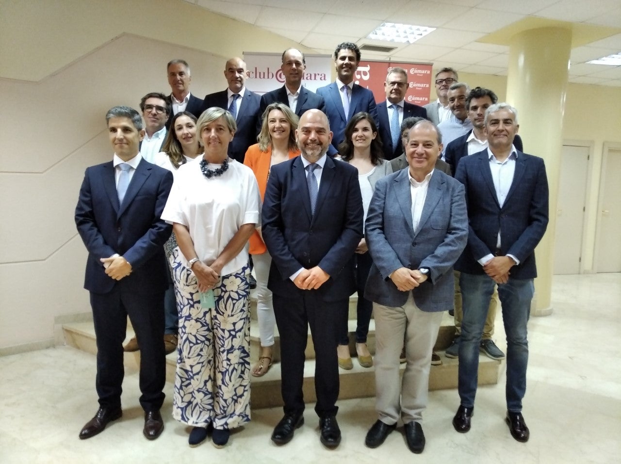 El pleno reelige a Antonio Santa Isabel como presidente El pleno reelige a Antonio Santa Isabel como presidente