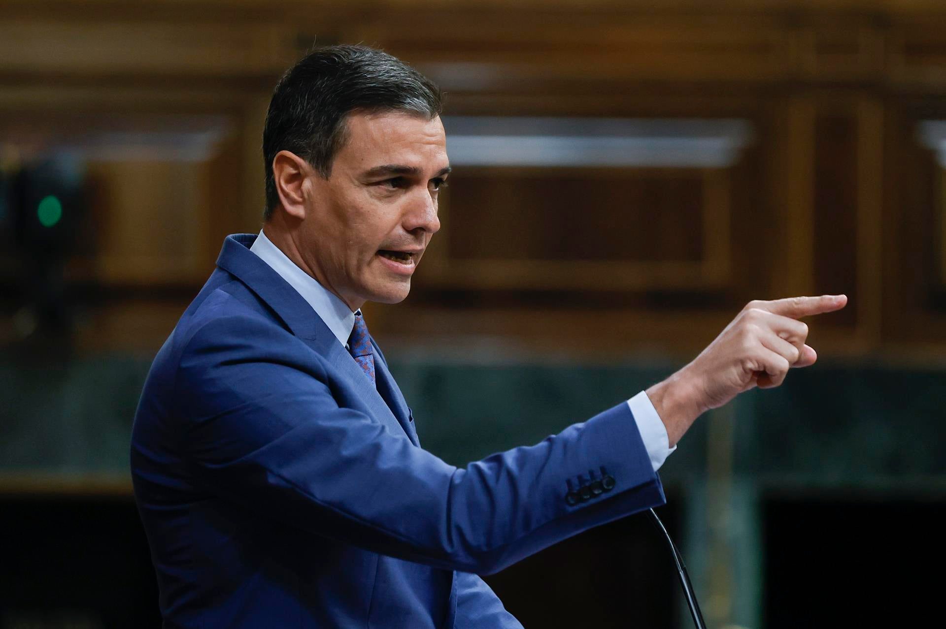Quién puede pedir la ayuda de 200 euros: los requisitos clave que se necesitan Quién puede pedir la ayuda de 200 euros: los requisitos clave que se necesitan
