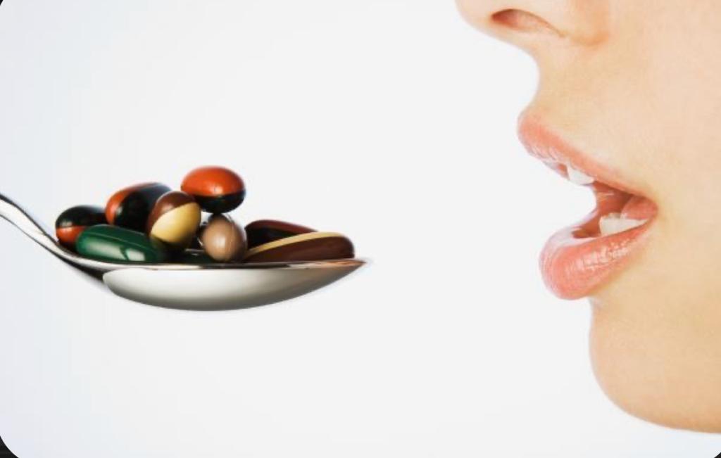 Especialistas de Alicante cuestionan los beneficios de los suplementos vitamínicos que son consumidos por la población general Especialistas de Alicante cuestionan los beneficios de los suplementos vitamínicos que son consumidos por la población general