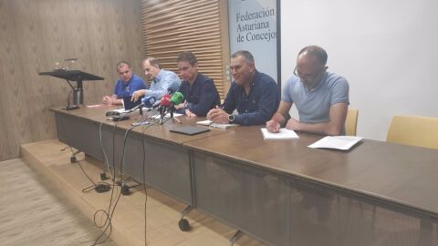 Jos&eacute; Luis Alperi, V&iacute;ctor Fern&aacute;ndez, Mario Rivas, Maximino Garc&iacute;a y Dami&aacute;n Manzano - EUROPA PRESS