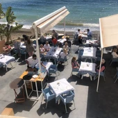 Los chiringuitos ya están preparados para 'hacer su agosto' Los chiringuitos ya están preparados para 'hacer su agosto'