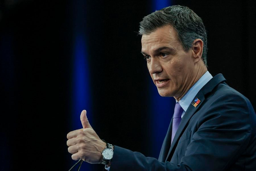Pedro Sánchez propondrá a las Cortes llegar al 2 % del PIB en defensa en 2029 Pedro Sánchez propondrá a las Cortes llegar al 2 % del PIB en defensa en 2029