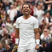 Nadal avanza en Wimbledon tras una trabajada victoria ante Berankis Nadal avanza en Wimbledon tras una trabajada victoria ante Berankis
