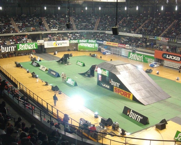 Espectacular rampa hinchable en el Freestyle Castellón Espectacular rampa hinchable en el Freestyle Castellón