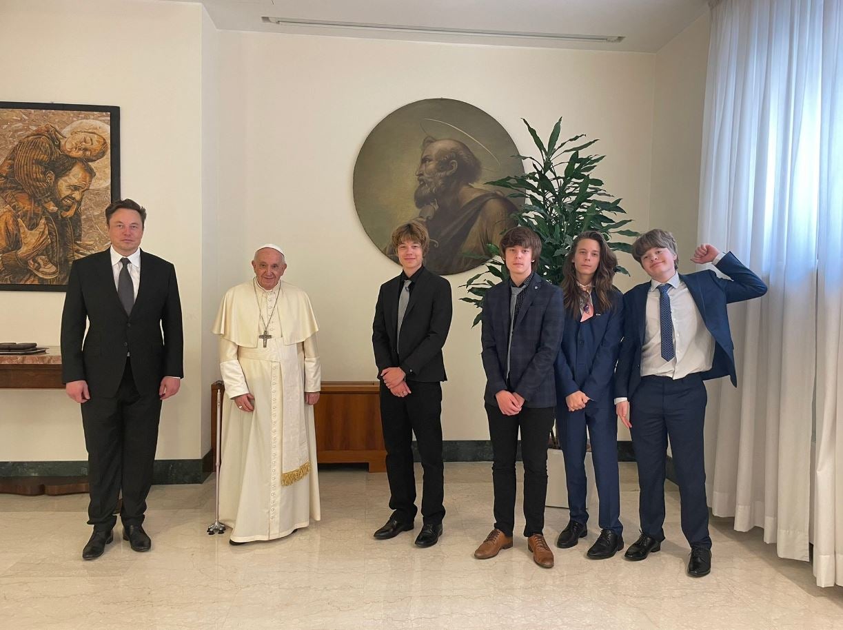 El Papa recibe de forma privada al magnate de la tecnología Elon Musk El Papa recibe de forma privada al magnate de la tecnología Elon Musk