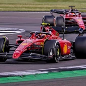 Carlos Sáinz gana en Silverstone y logra su primer triunfo en la Fórmula Uno Carlos Sáinz gana en Silverstone y logra su primer triunfo en la Fórmula Uno