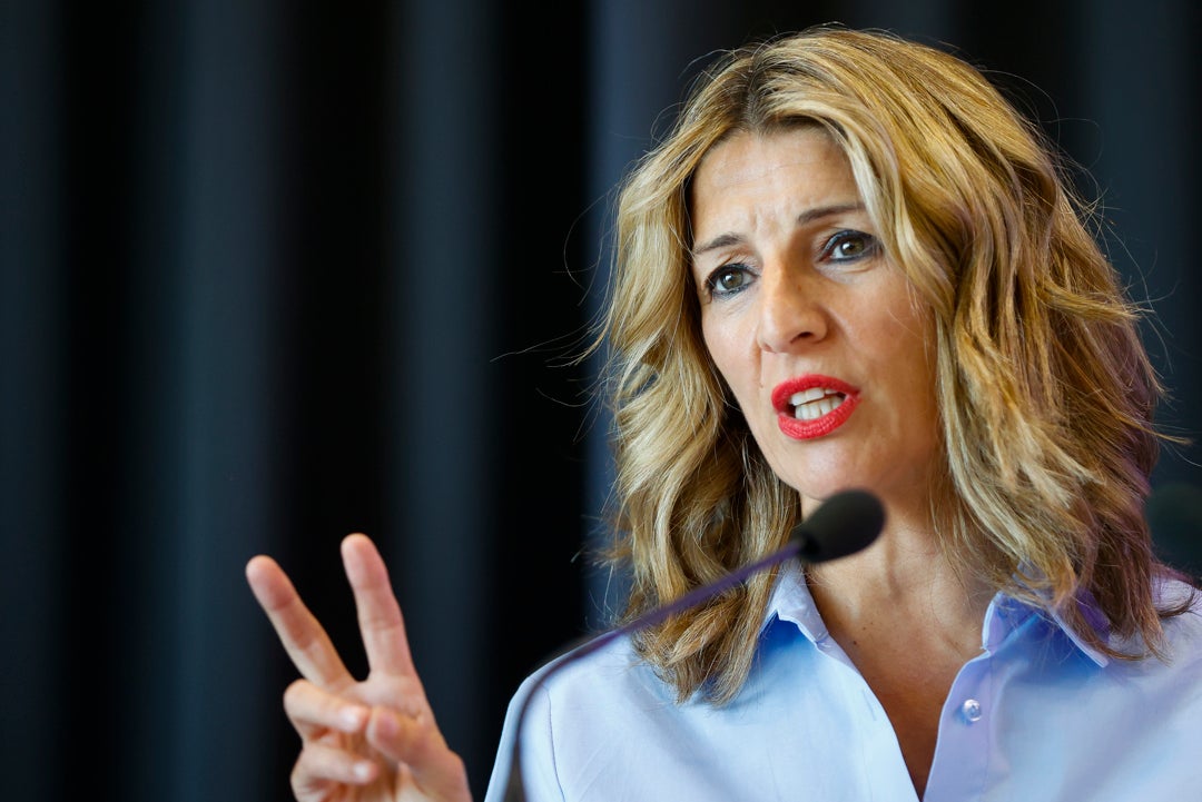 Yolanda Díaz convoca de manera "urgente" la Comisión de Seguimiento del Gobierno con el PSOE tras aprobar el gasto militar Yolanda Díaz convoca de manera "urgente" la Comisión de Seguimiento del Gobierno con el PSOE tras aprobar el gasto militar