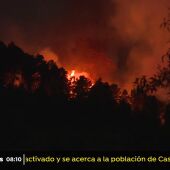 (05-07-22) Se descontrola el incendio forestal de la Venta del Moro, en Valencia, donde ya se ha desplegado la UME