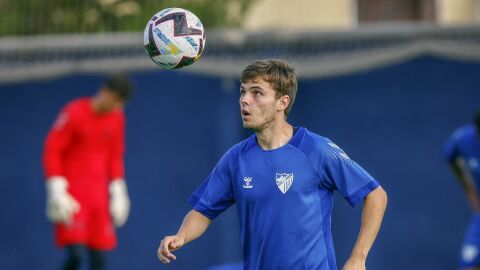 Febas en el entrenamiento del M&aacute;laga CF