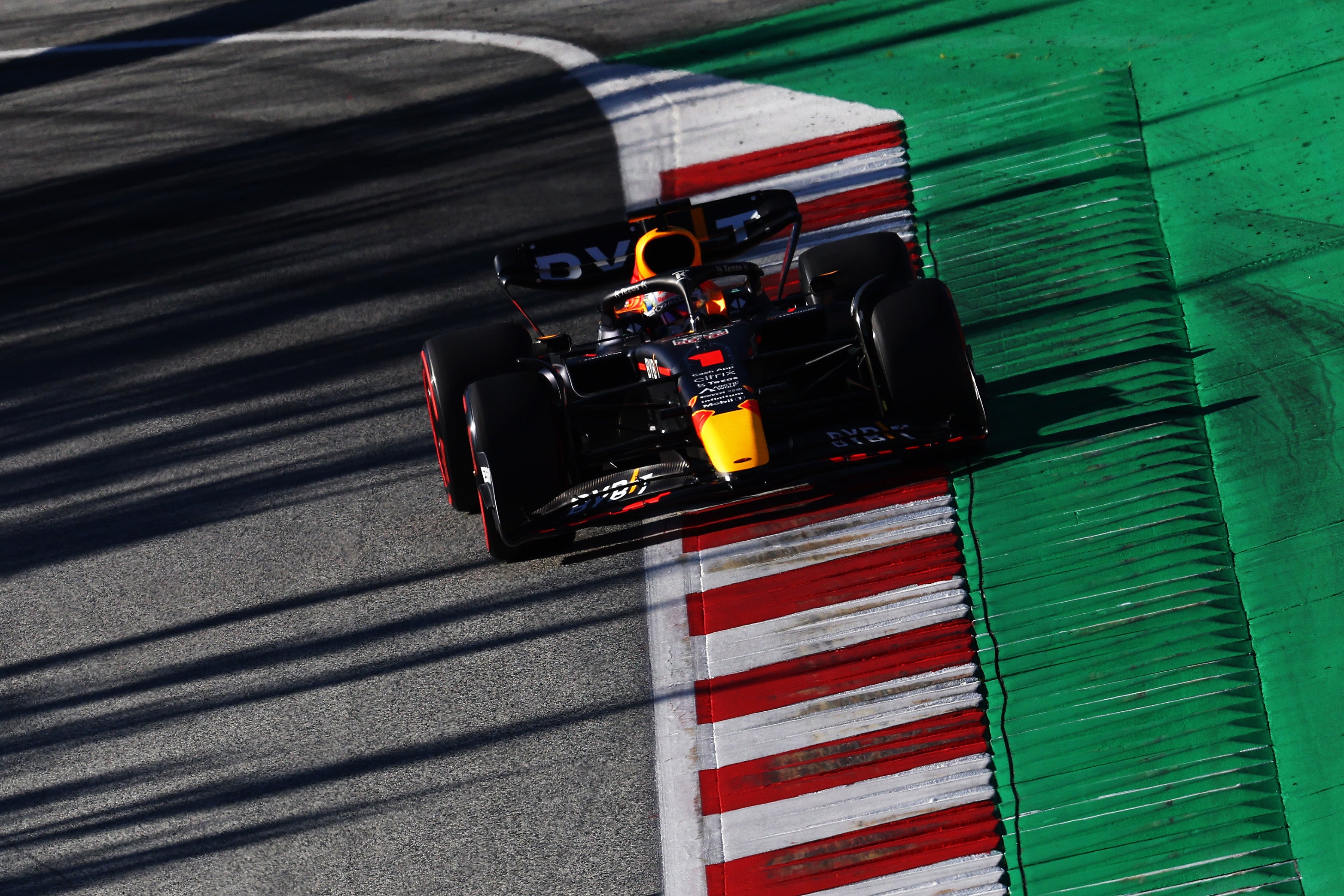 Verstappen saldrá primero este sábado en el sprint Verstappen saldrá primero este sábado en el sprint