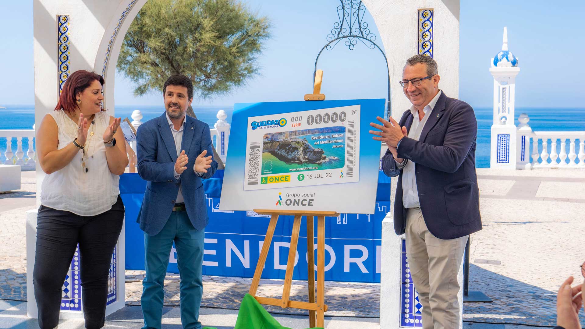 Benidorm y la Once presentan su cupón con la imagen de Punta Cafali Benidorm y la Once presentan su cupón con la imagen de Punta Cafali