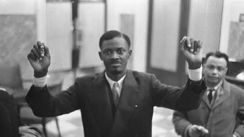 Patrice Lumumba, líder anticolonialista y nacionalista congoleño, y el primero en ocupar el cargo de primer ministro de la República Democrática del Congo Patrice Lumumba, líder anticolonialista y nacionalista congoleño, y el primero en ocupar el cargo de primer ministro de la República Democrática del Congo