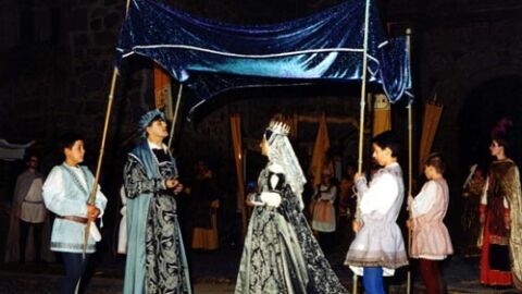 Representaci&oacute;n de la Vaquera de la Finojosa