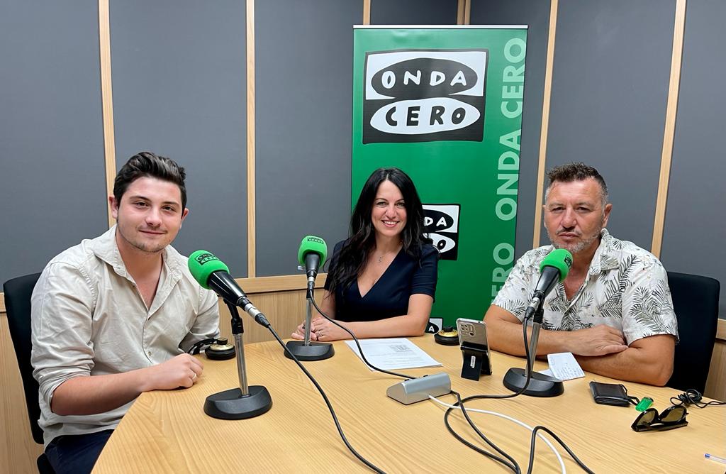 Miguel Noguera despide las fiestas de San Blas para dar la bienvenida a las de los barrios y partidas rurales de Alicante Miguel Noguera despide las fiestas de San Blas para dar la bienvenida a las de los barrios y partidas rurales de Alicante