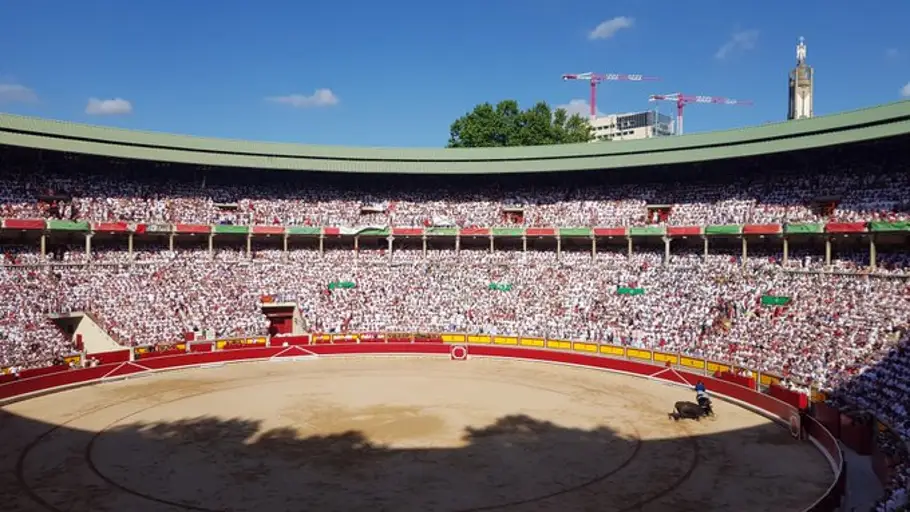 Plaza de Toros de Pamplona Plaza de Toros de Pamplona