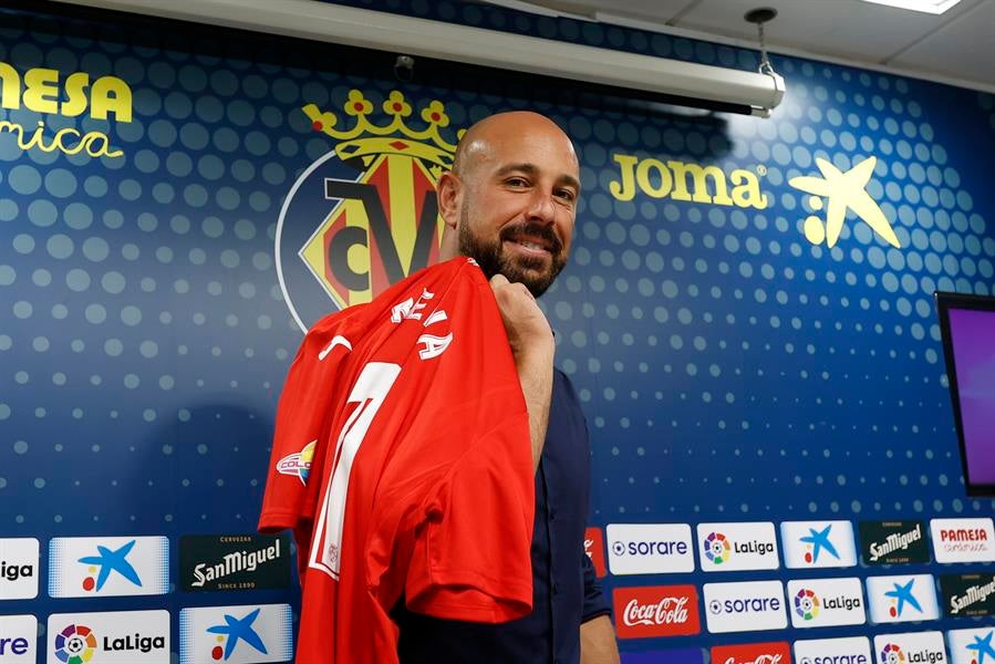 Pepe Reina: "El objetivo es entrar en Champions" Pepe Reina: "El objetivo es entrar en Champions"