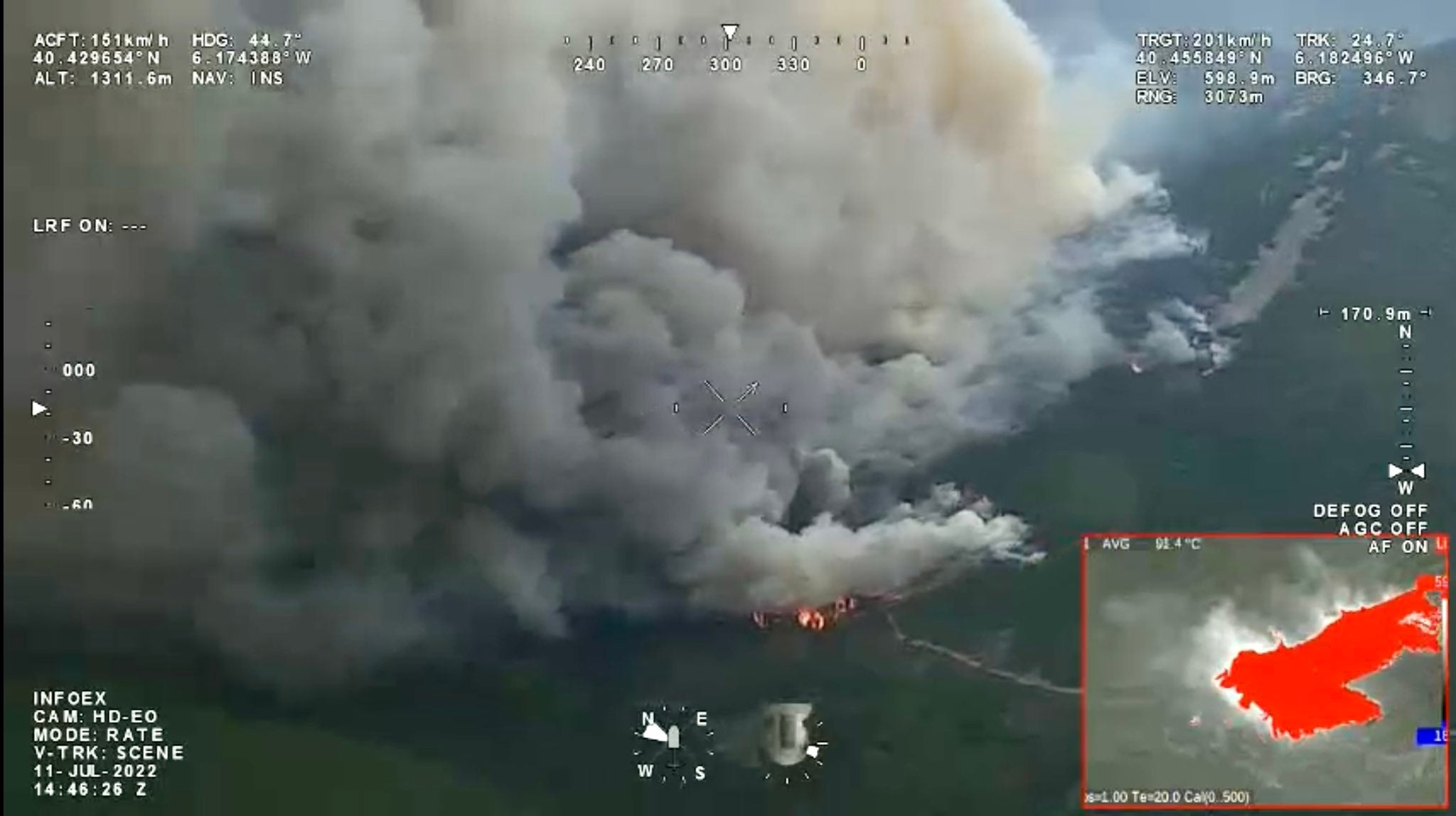 El Incendio Forestal en La Hurdes que ha obligado a desalojar 5 localidades y alquerías evoluciona desfavorablemente El Incendio Forestal en La Hurdes que ha obligado a desalojar 5 localidades y alquerías evoluciona desfavorablemente