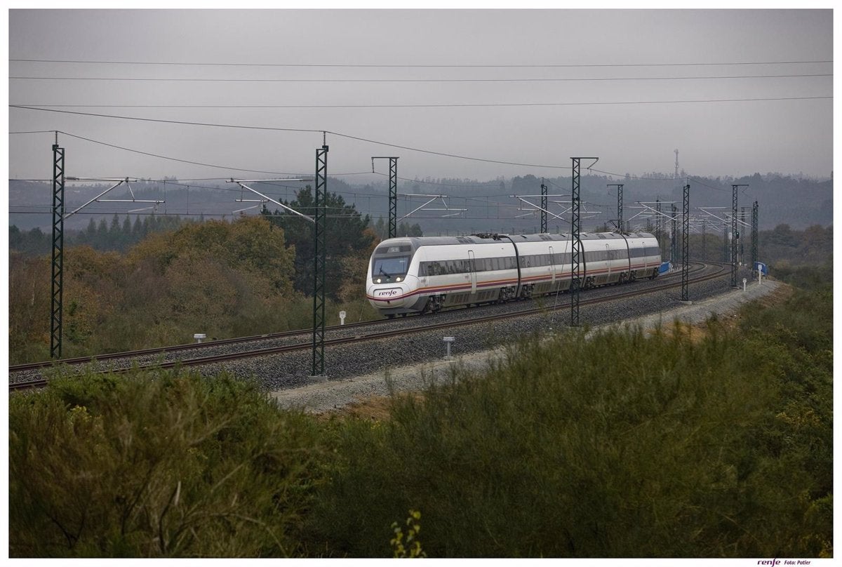 El descarrilamiento de un vagón de mercancías impide la circulación por la estación de Ronda El descarrilamiento de un vagón de mercancías impide la circulación por la estación de Ronda